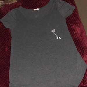 Grey top with arrow logo